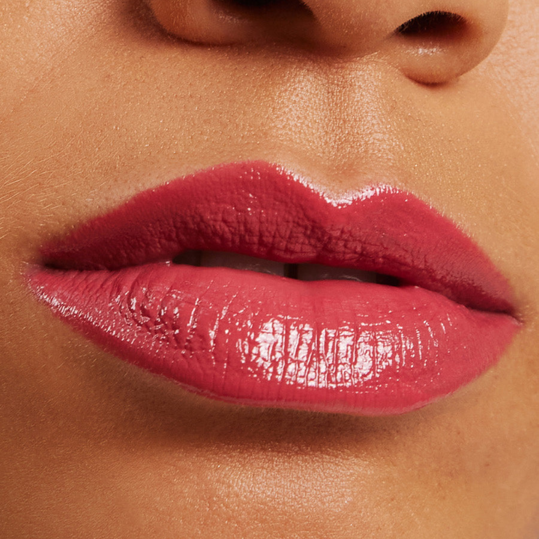 Natural Plumping Lip Gloss - IN LOVE