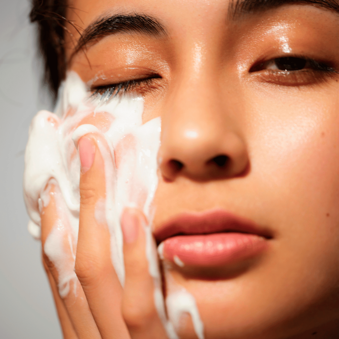 Savon Frais Nettoyant Visage - Living Oil Soap