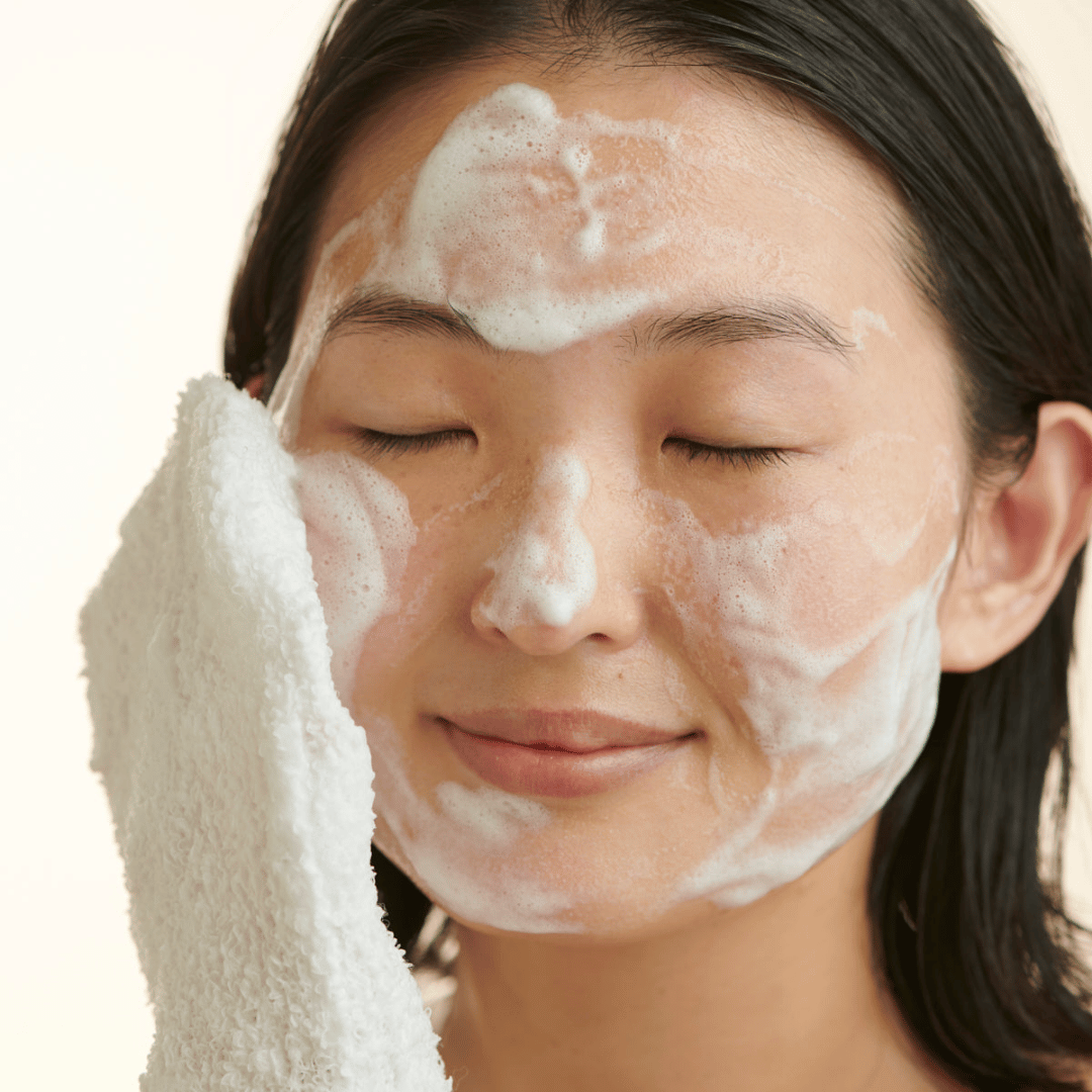 Foaming Cleanser with Salt and Snow Mushroom