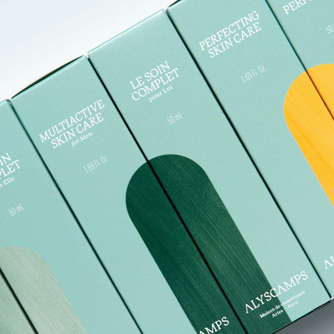 SOIN PERFECTION d'Alycamps est composé de plusieurs actifs naturels brevetés et sélectionnés pour les bienfaits hydratants, anti-inflammatoires, permettant de resserrer les pores dilatés, d'affiner le grain de peau et de réduire les imperfections. En exclusivité chez The Care