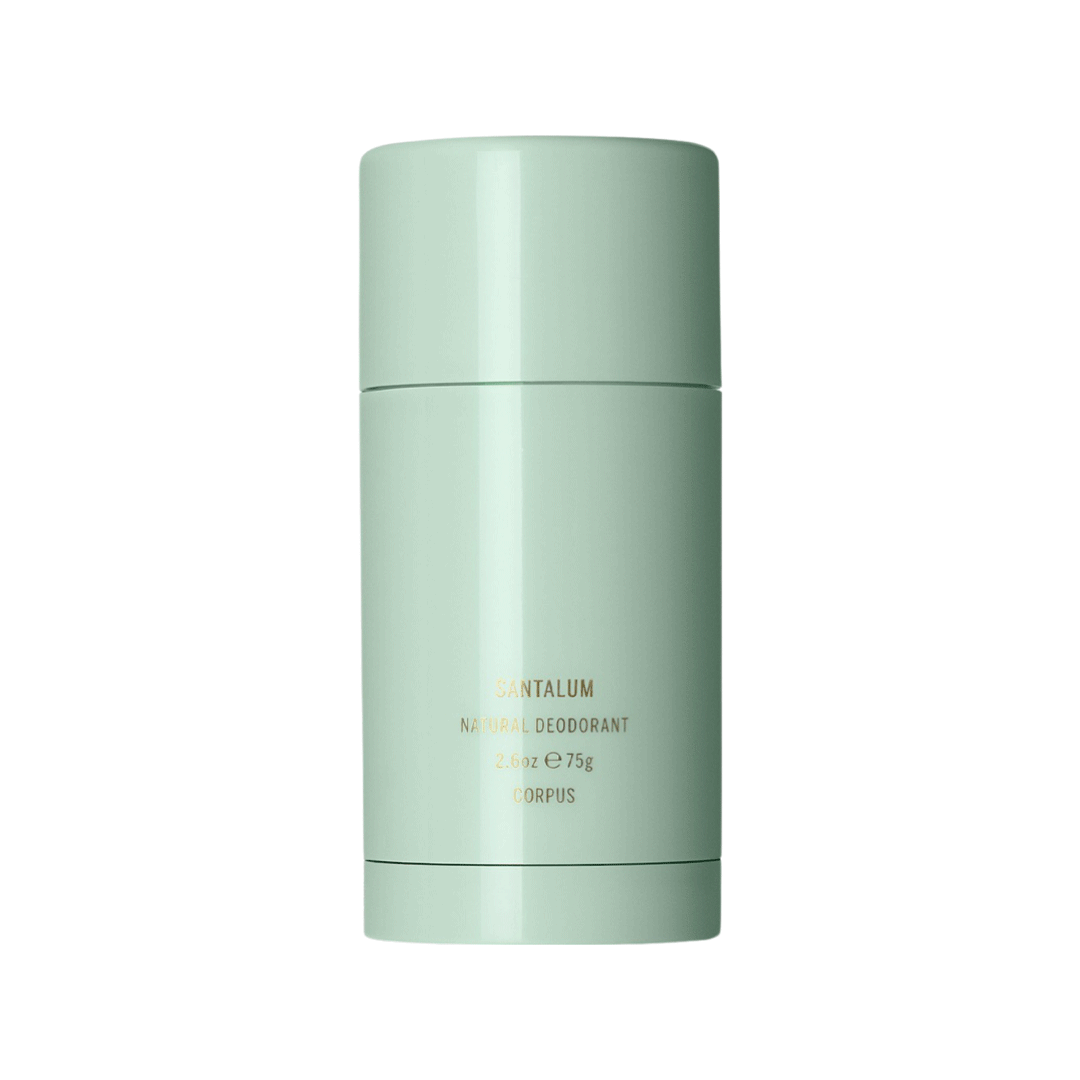 Découvrez le déodorant SANTALUM de CORPUS au parfum équilibré et classique de bois de santal. Ses notes sont le bois de santal, la racine de bois de santal, le bois de cèdre du Texas et l'ambre. Vegan, sans cruauté, certifiés biologiques, sans aluminium, sans paraben, sans talc, sans bicarbonate de soude, sans phtalates, sans parfum de synthèse.